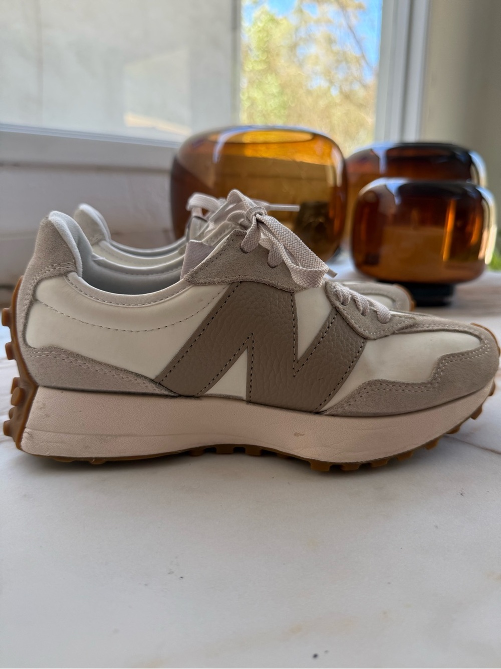 Women's Neutral Beige & Cream Lace-Up Sneakers New Balance 327 - Picture 6 of 7